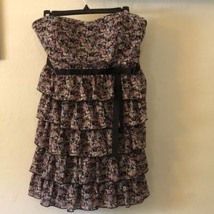 Forever 21 Strapless Ruffle Floral Dress